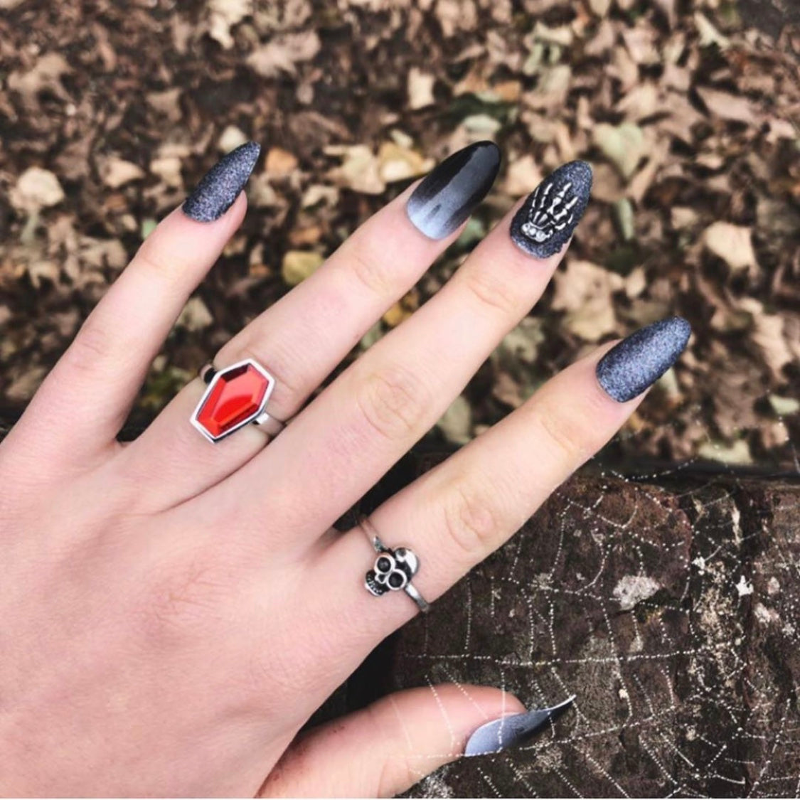 BLOOD CRYPT COFFIN RING